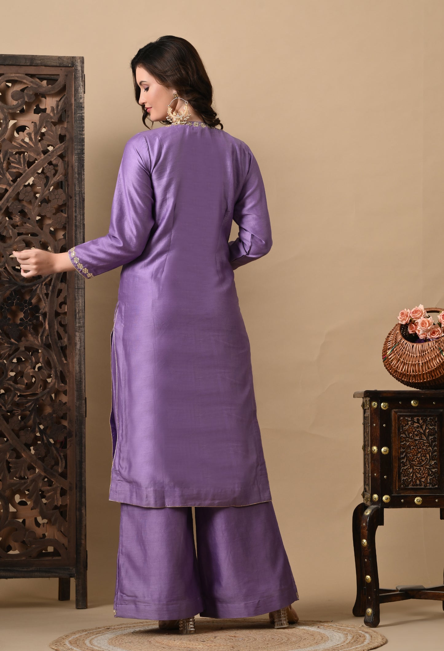 Elegant Orchid Purple Silk Kurta Set, Embellished with Exquisite Zardozi and Gotta Embroidery