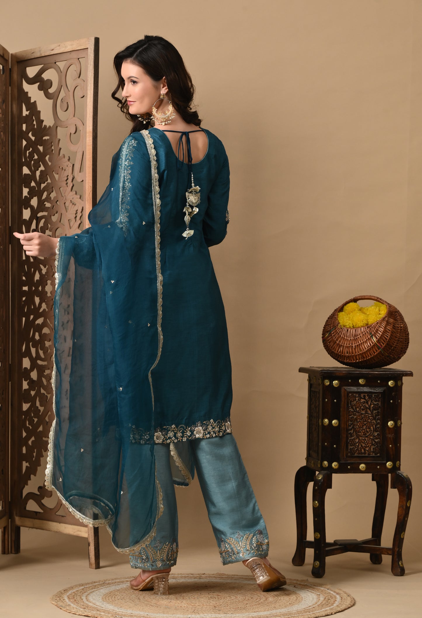 Regal Sky Blue Silk Kurta Set with Elegant Embroidery