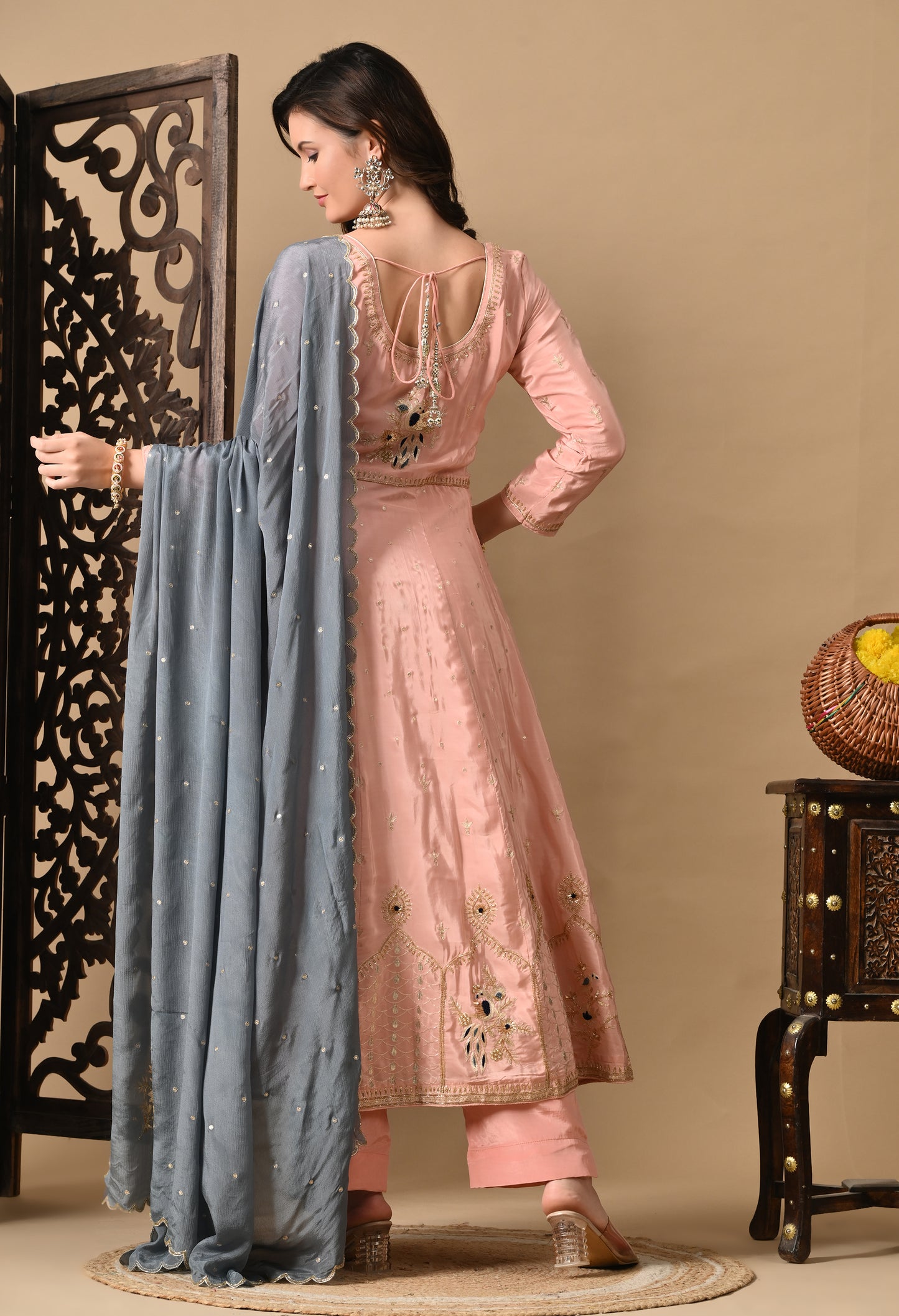 Mesmerising Peach Pink Anarkali Set with Intricate Zardozi Work