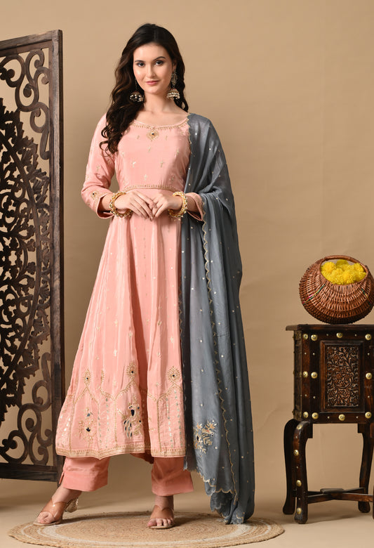 Mesmerising Peach Pink Anarkali Set with Intricate Zardozi Work