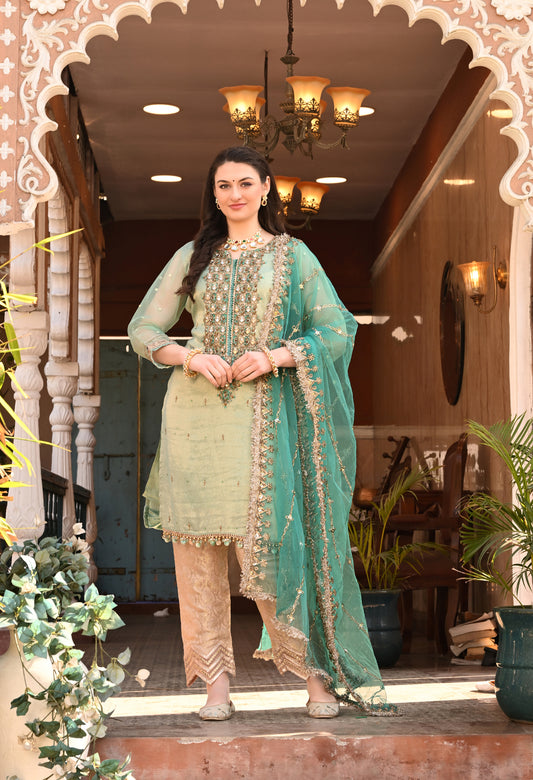 Elegant Green Kurta Set with Gota Patti, Dabka, and Mirror Work