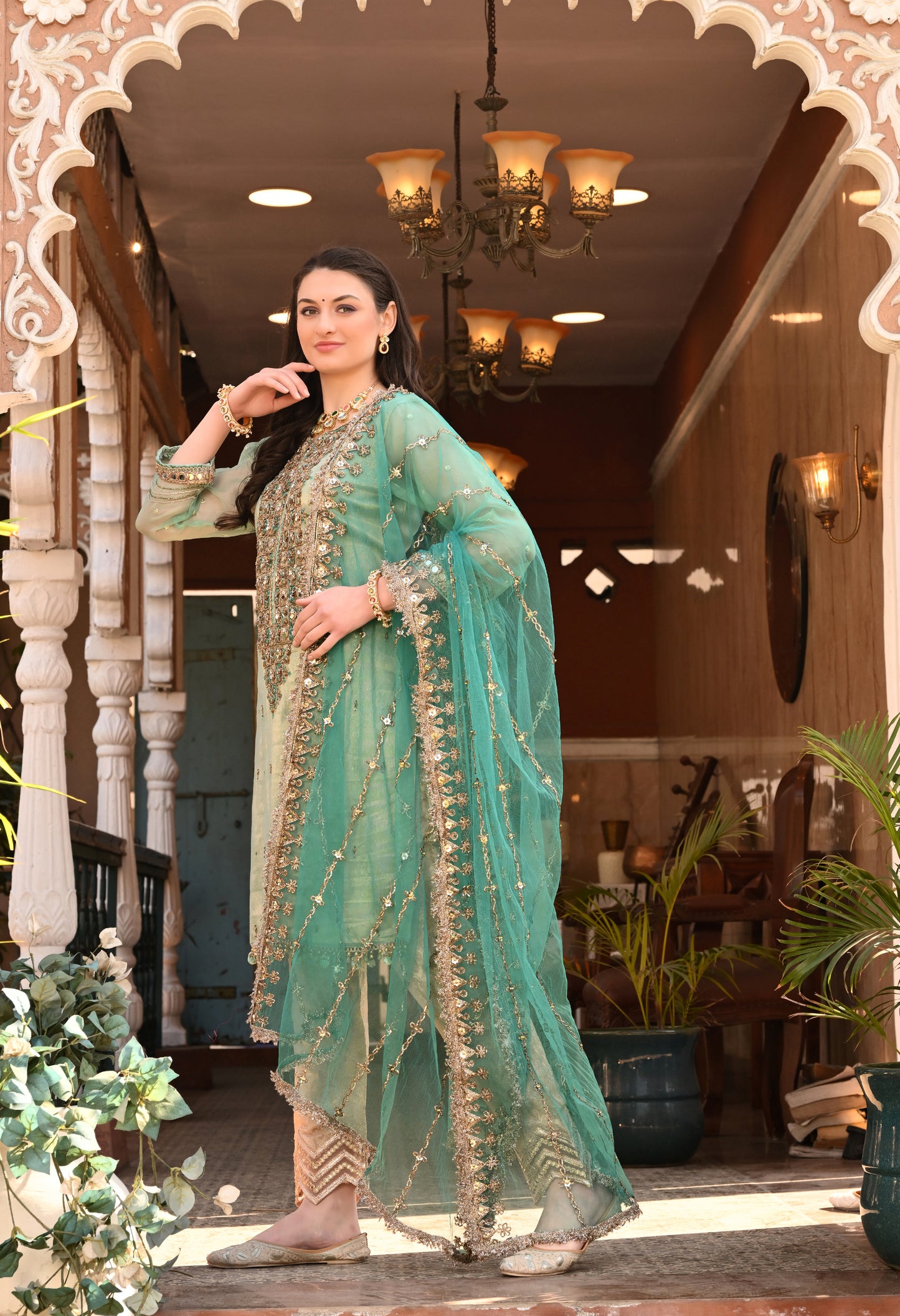 Elegant Green Kurta Set with Gota Patti, Dabka, and Mirror Work