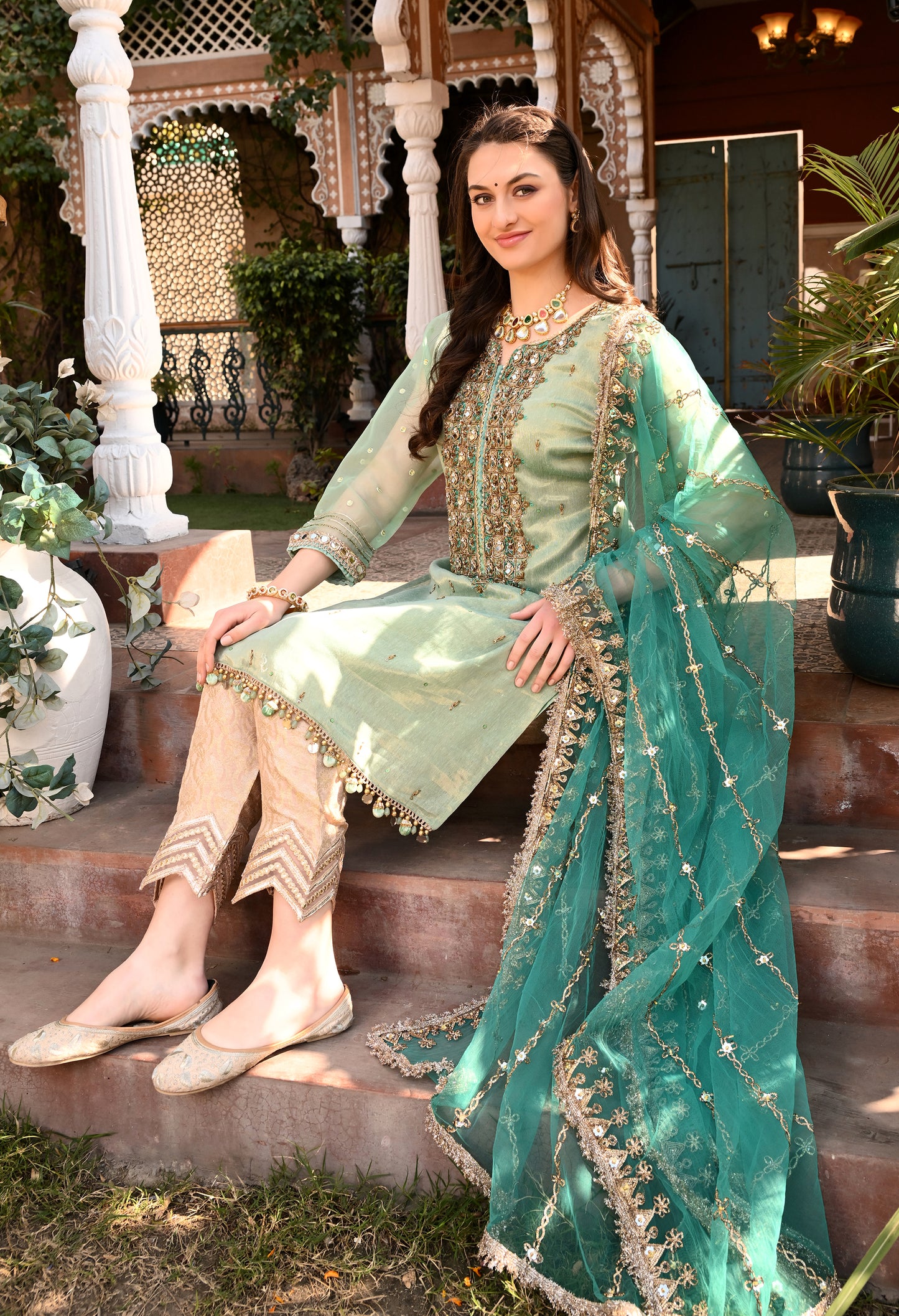 Elegant Green Kurta Set with Gota Patti, Dabka, and Mirror Work