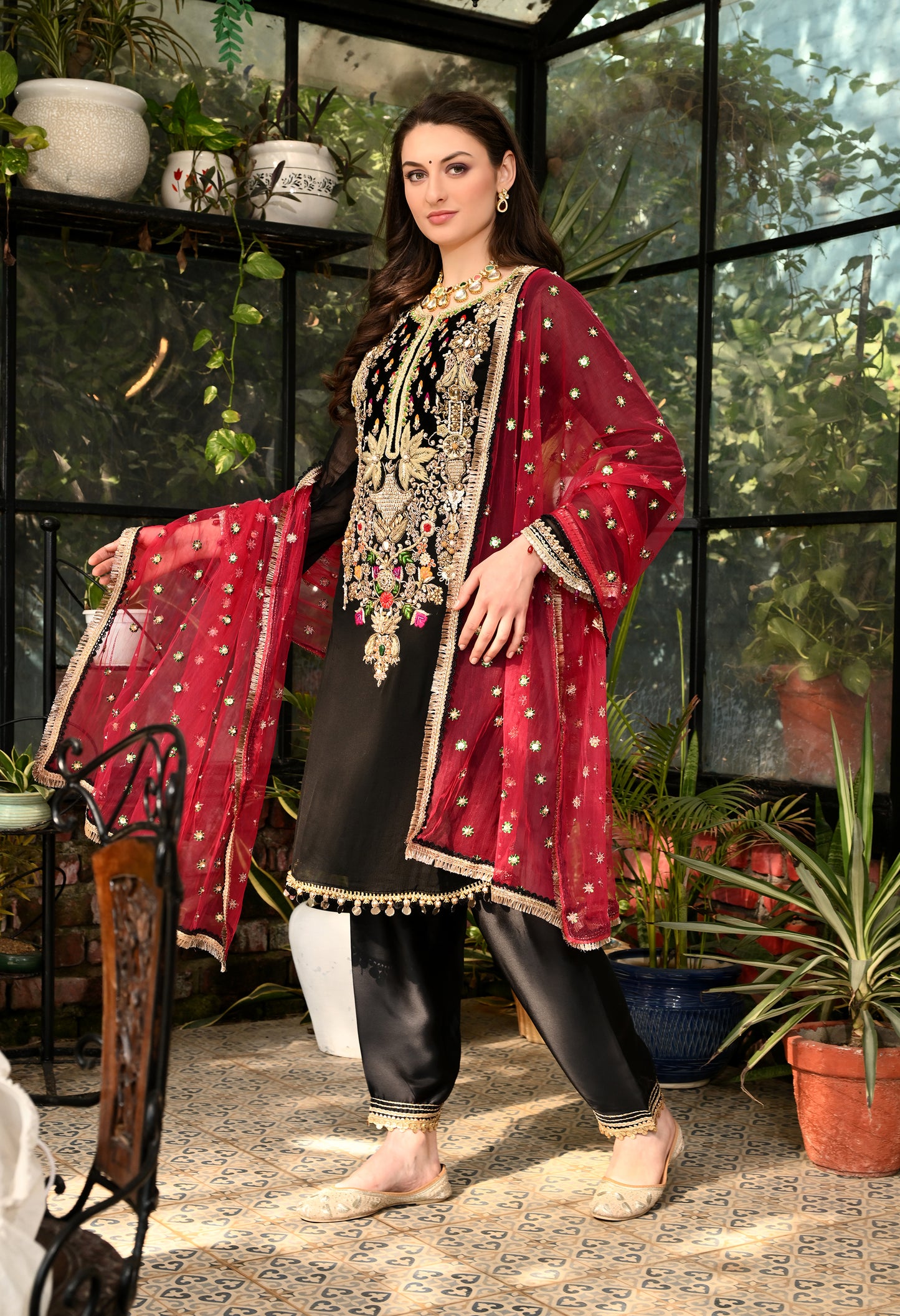 Dreamy Black Kurta Set with Zardozi, Dabka, and Resham Work