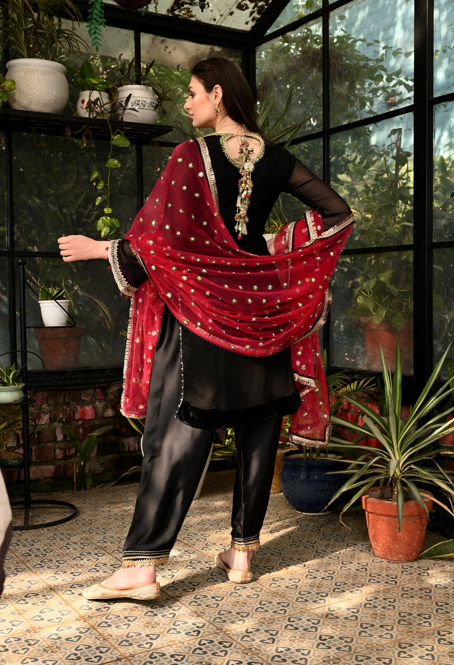 Dreamy Black Kurta Set with Zardozi, Dabka, and Resham Work