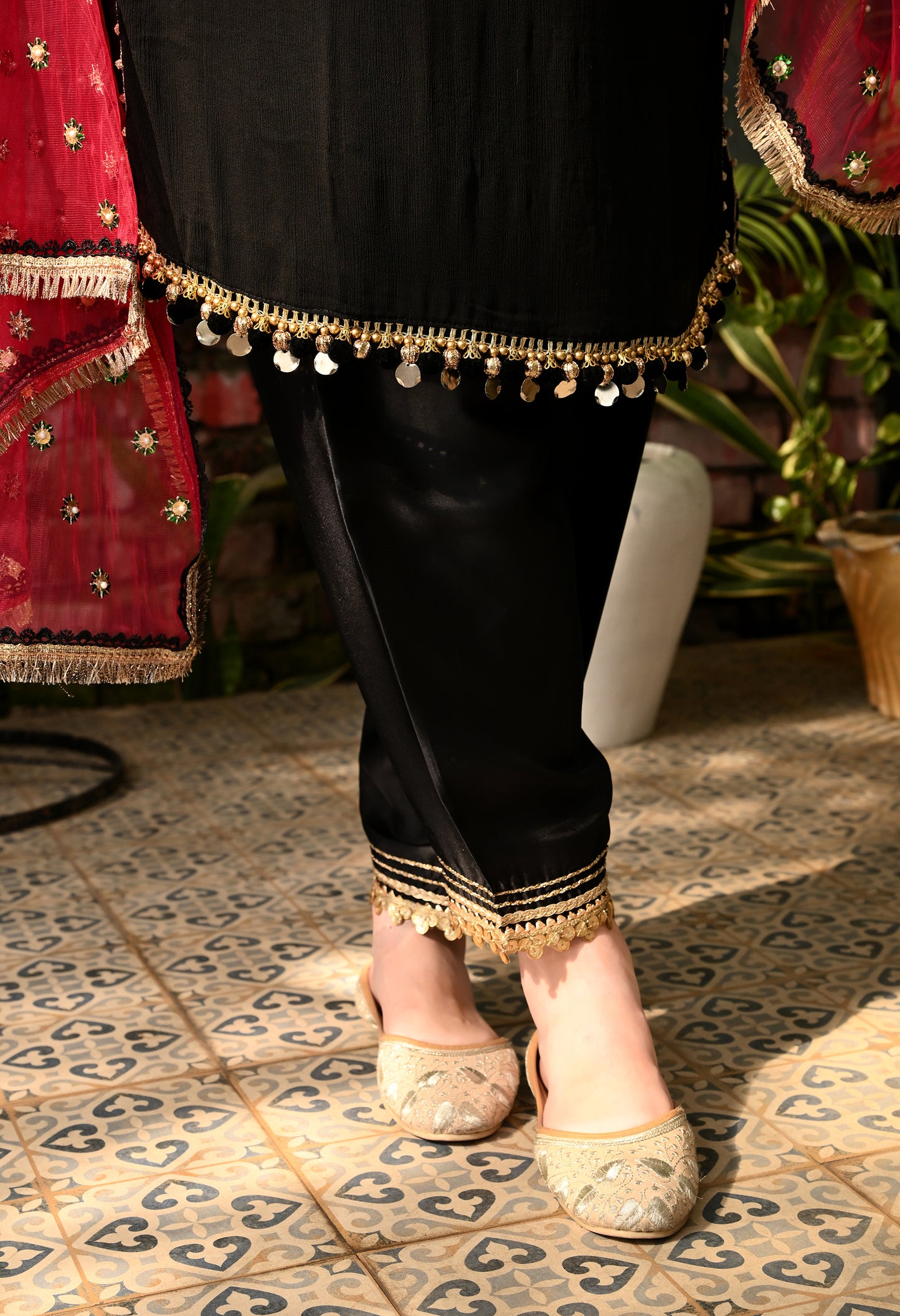 Dreamy Black Kurta Set with Zardozi, Dabka, and Resham Work