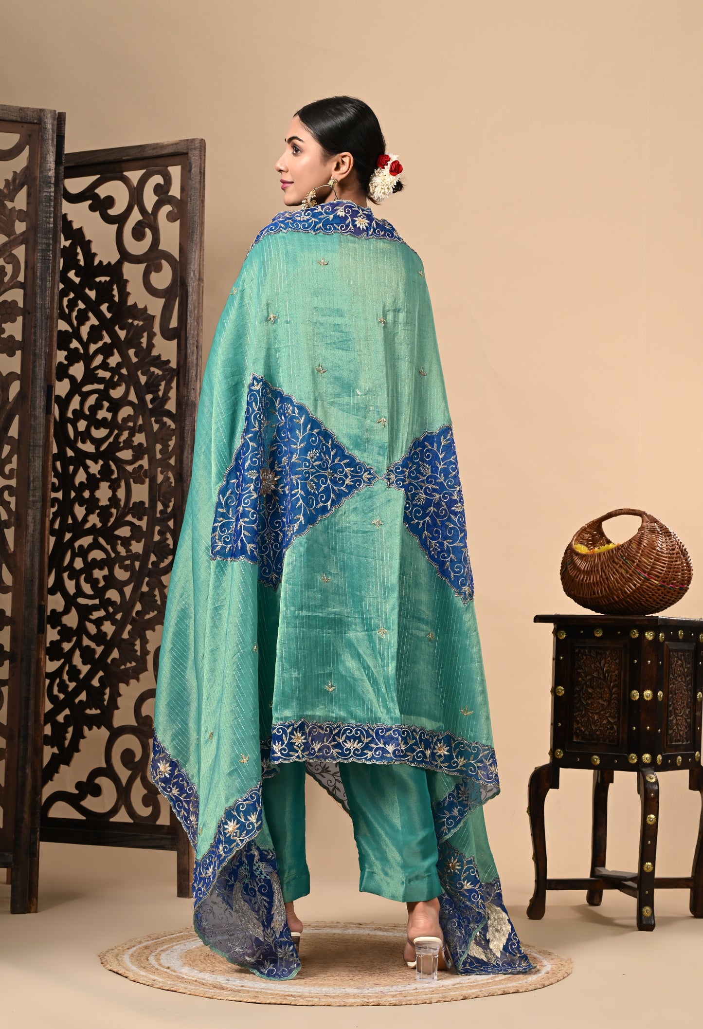Peacock Green Kurta Set with Zardozi, Dabka, Sequin, and Thread Work