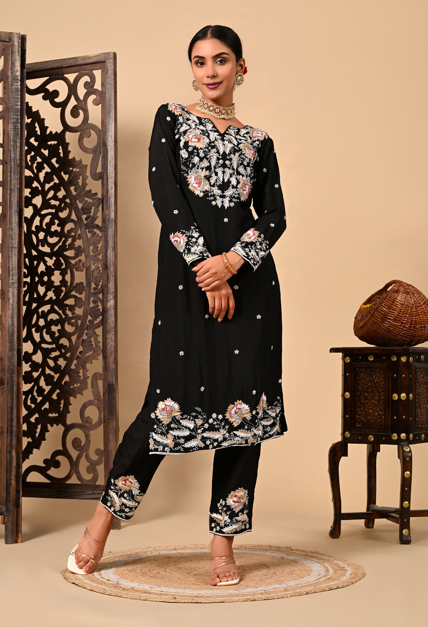 Dark Black Kurta Set with Thread and Zardozi Work