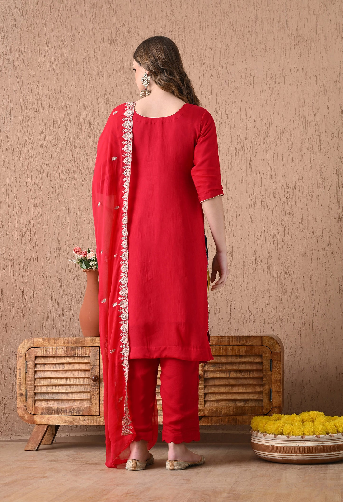 Elegant Red Kurta Set with Mesmerising Zardozi and Sequin Work