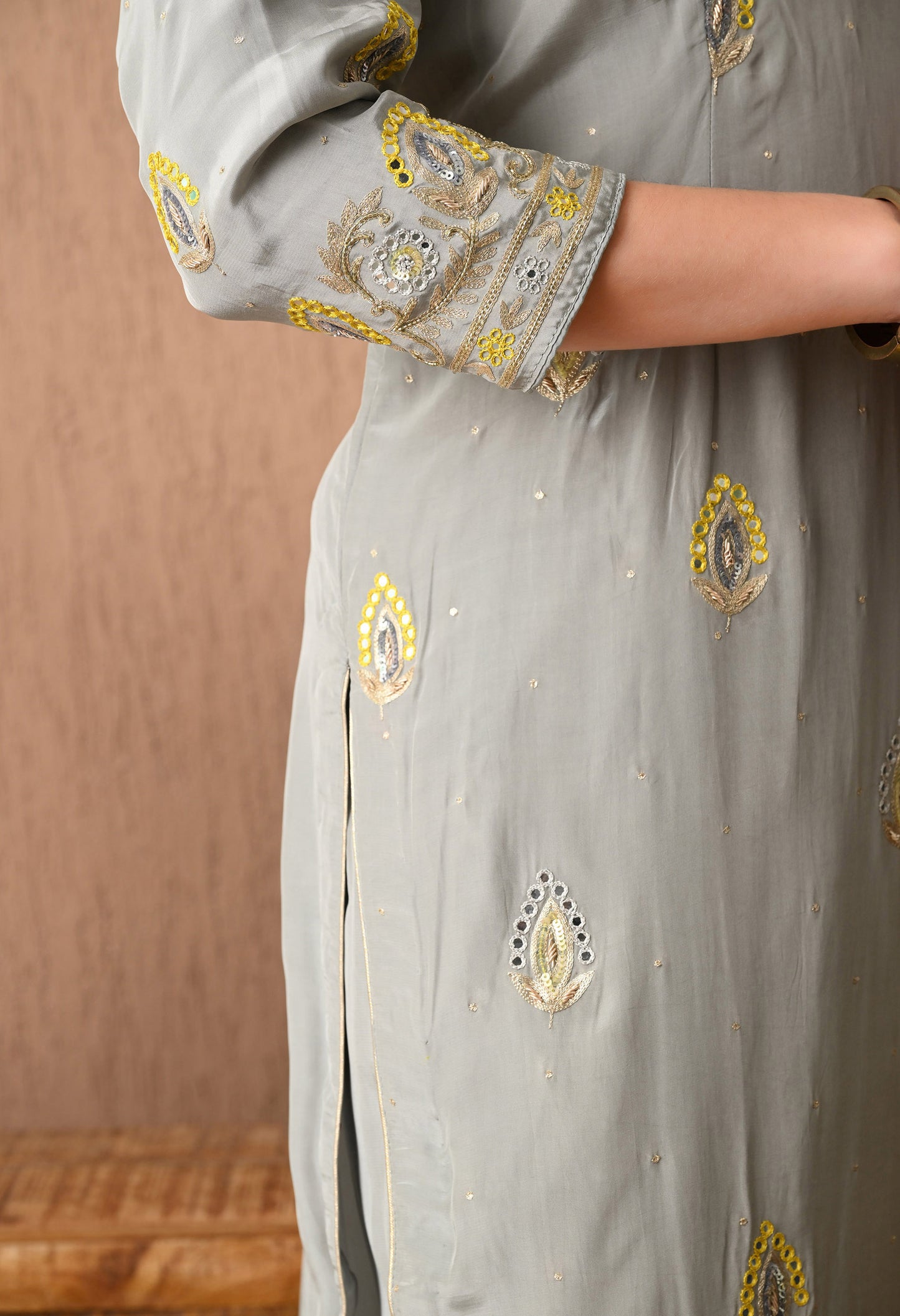 Stunning Light Grey Kurta Set with Beautiful Zardozi, Thread, Sequin, and Applique Work
