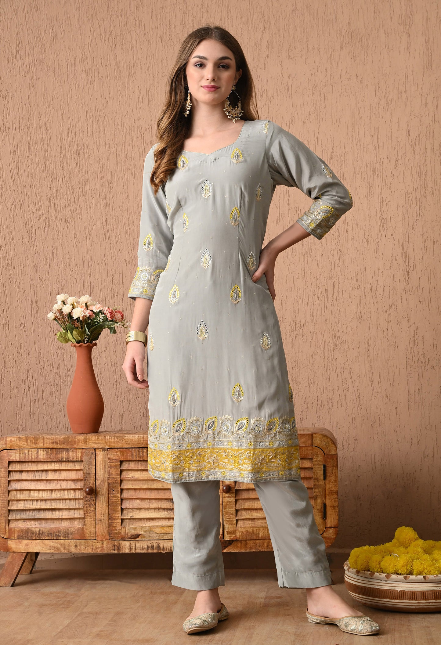 Stunning Light Grey Kurta Set with Beautiful Zardozi, Thread, Sequin, and Applique Work
