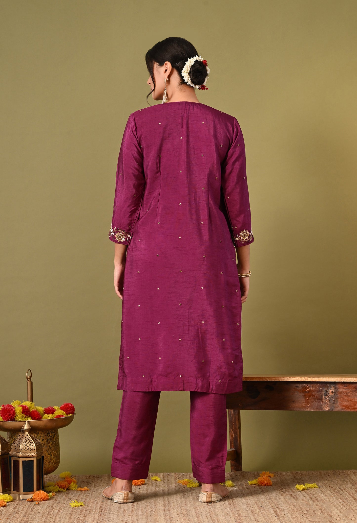 Elegant Black Pink Kurta Set with Intricate Zardozi Work