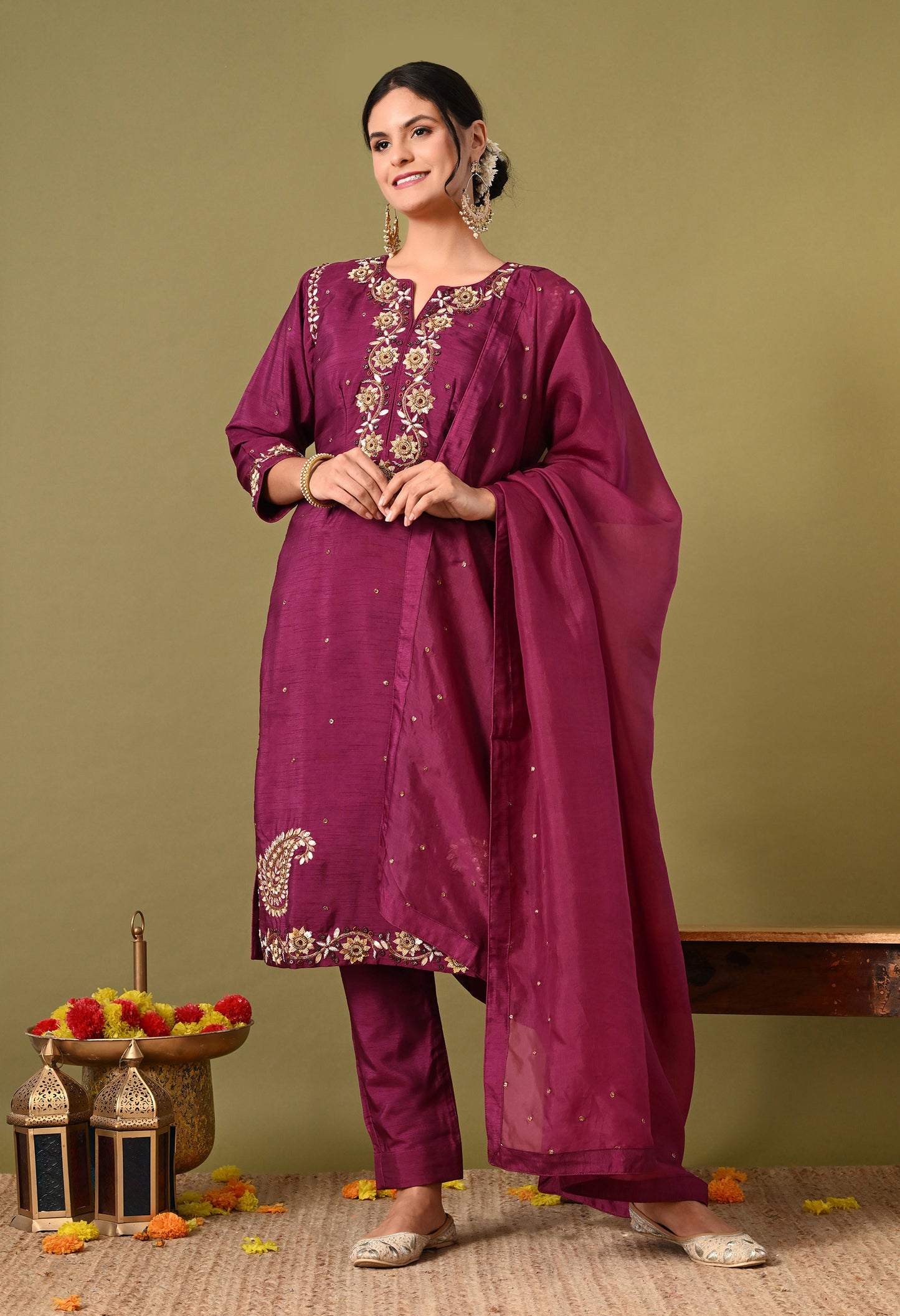 Elegant Black Pink Kurta Set with Intricate Zardozi Work