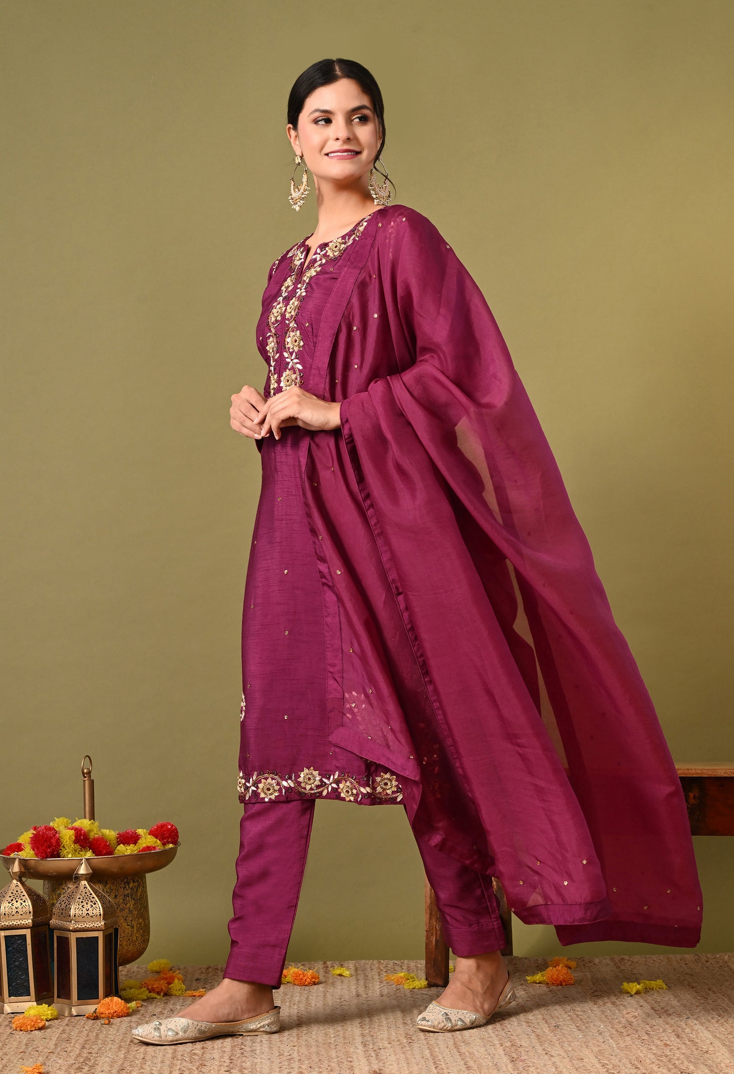 Elegant Black Pink Kurta Set with Intricate Zardozi Work