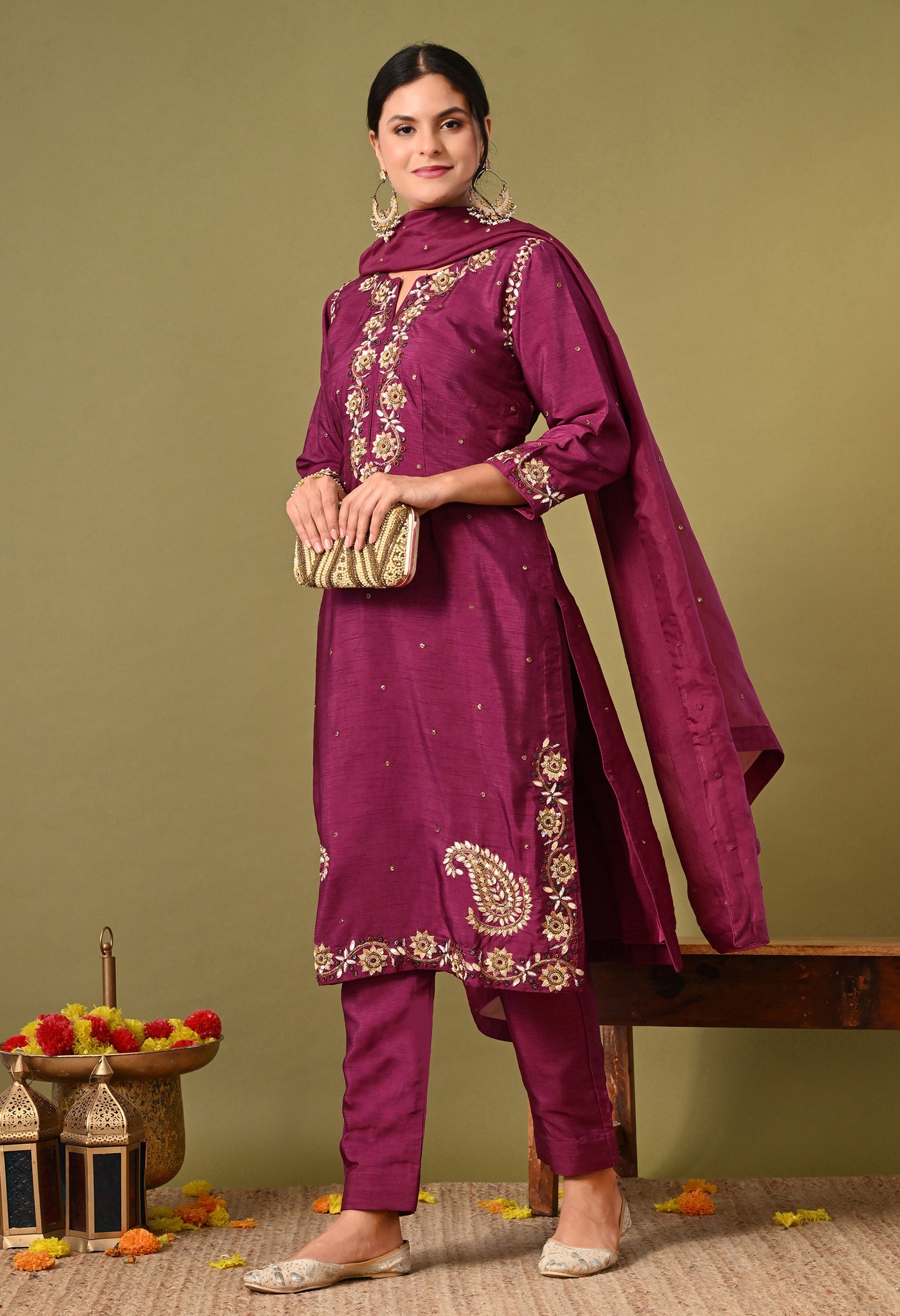 Elegant Black Pink Kurta Set with Intricate Zardozi Work