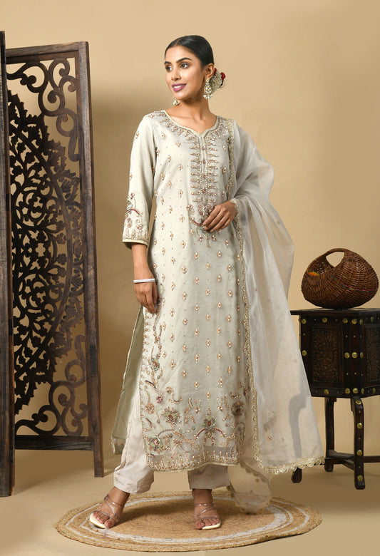 Light Grey Kurta Set with Zardozi, Dabka, and Sequin Work