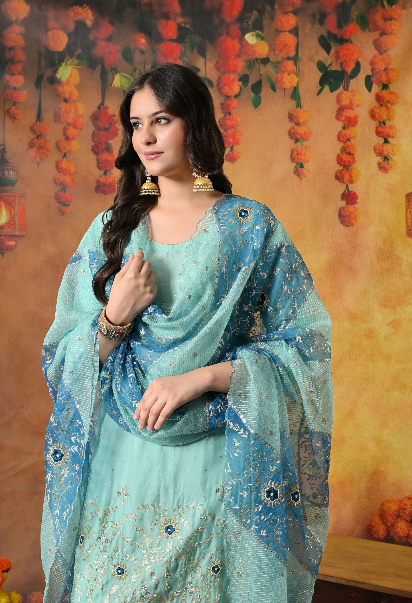 Charming Sky Blue Kurta Set with Delicate Zardozi Embroidery