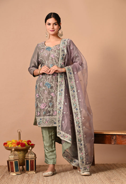 Astonishing Pista Green Kurta Set with Thread and Zardozi Work