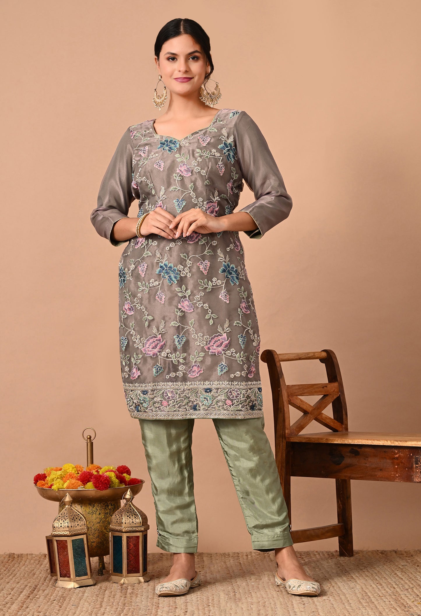 Astonishing Pista Green Kurta Set with Thread and Zardozi Work