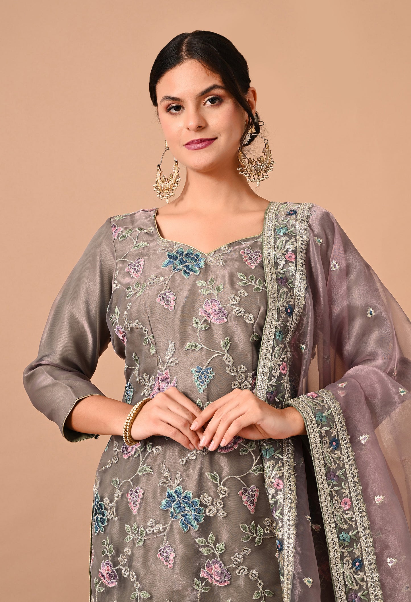 Astonishing Pista Green Kurta Set with Thread and Zardozi Work