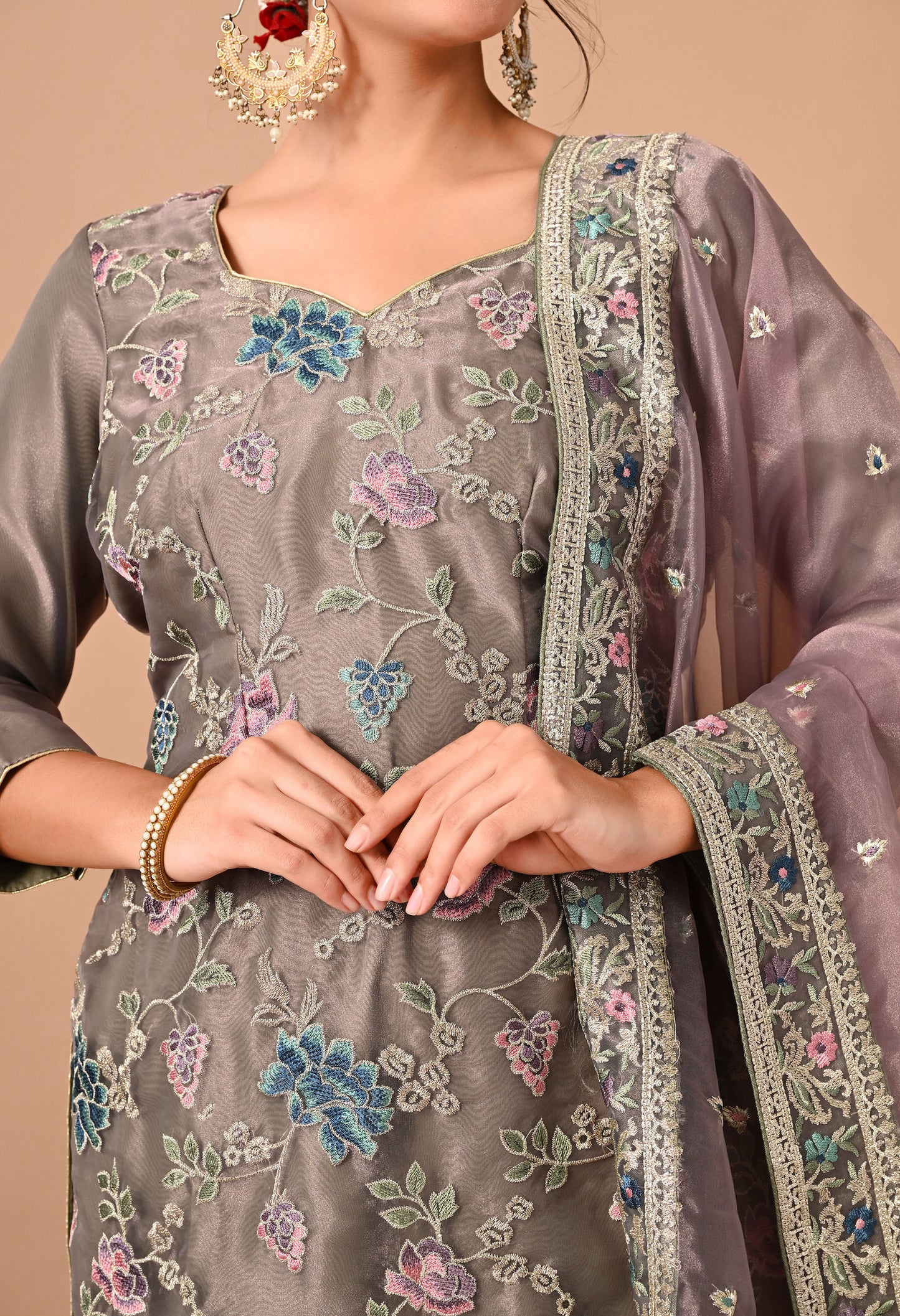Astonishing Pista Green Kurta Set with Thread and Zardozi Work