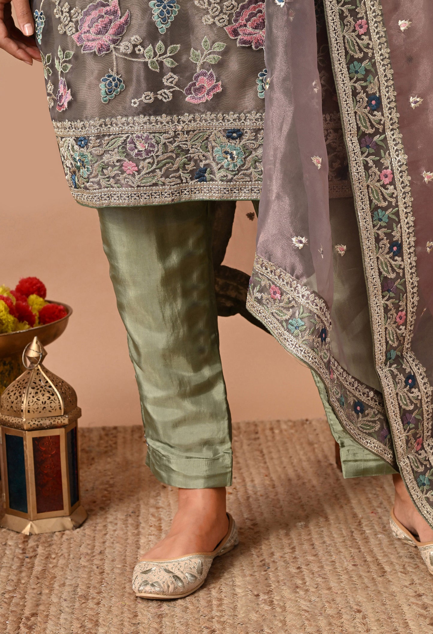Astonishing Pista Green Kurta Set with Thread and Zardozi Work