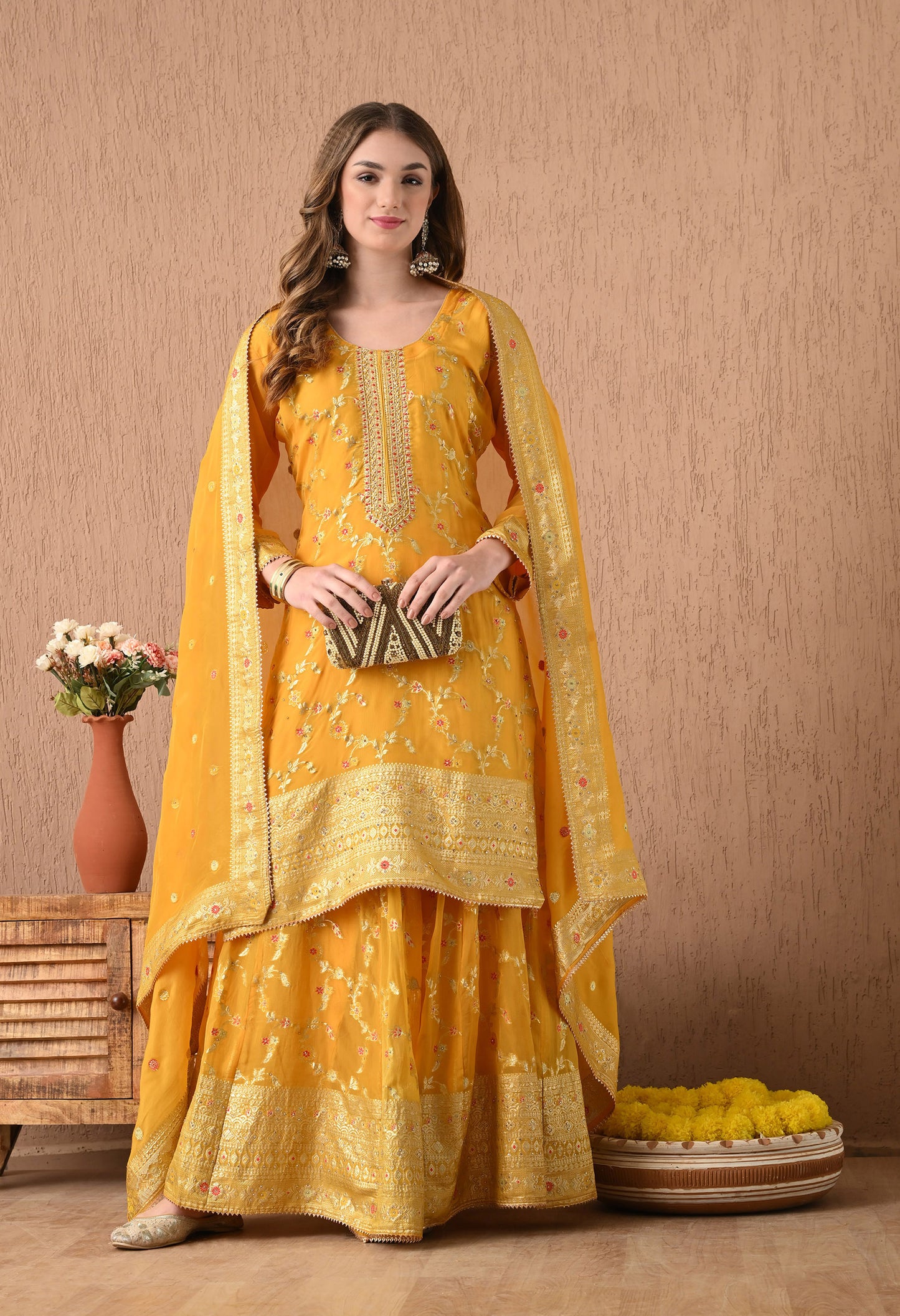 Elegant Yellow Lehnga Set with Banarsi Weaving and Zardozi Work