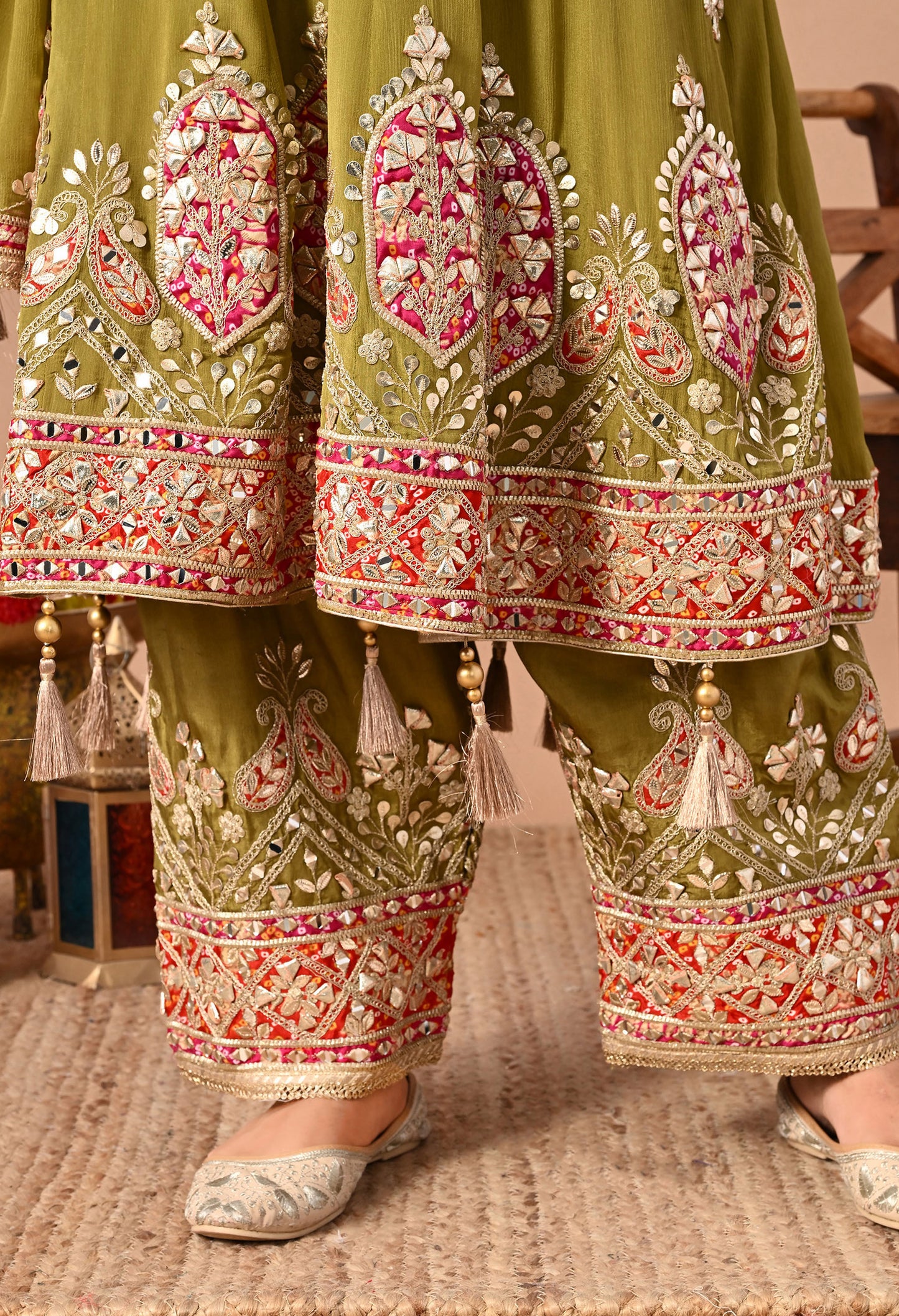 Beauitful Green Kurta Set with Gota Patti, Zardozi, Dabka, Mirror, and Applique Work