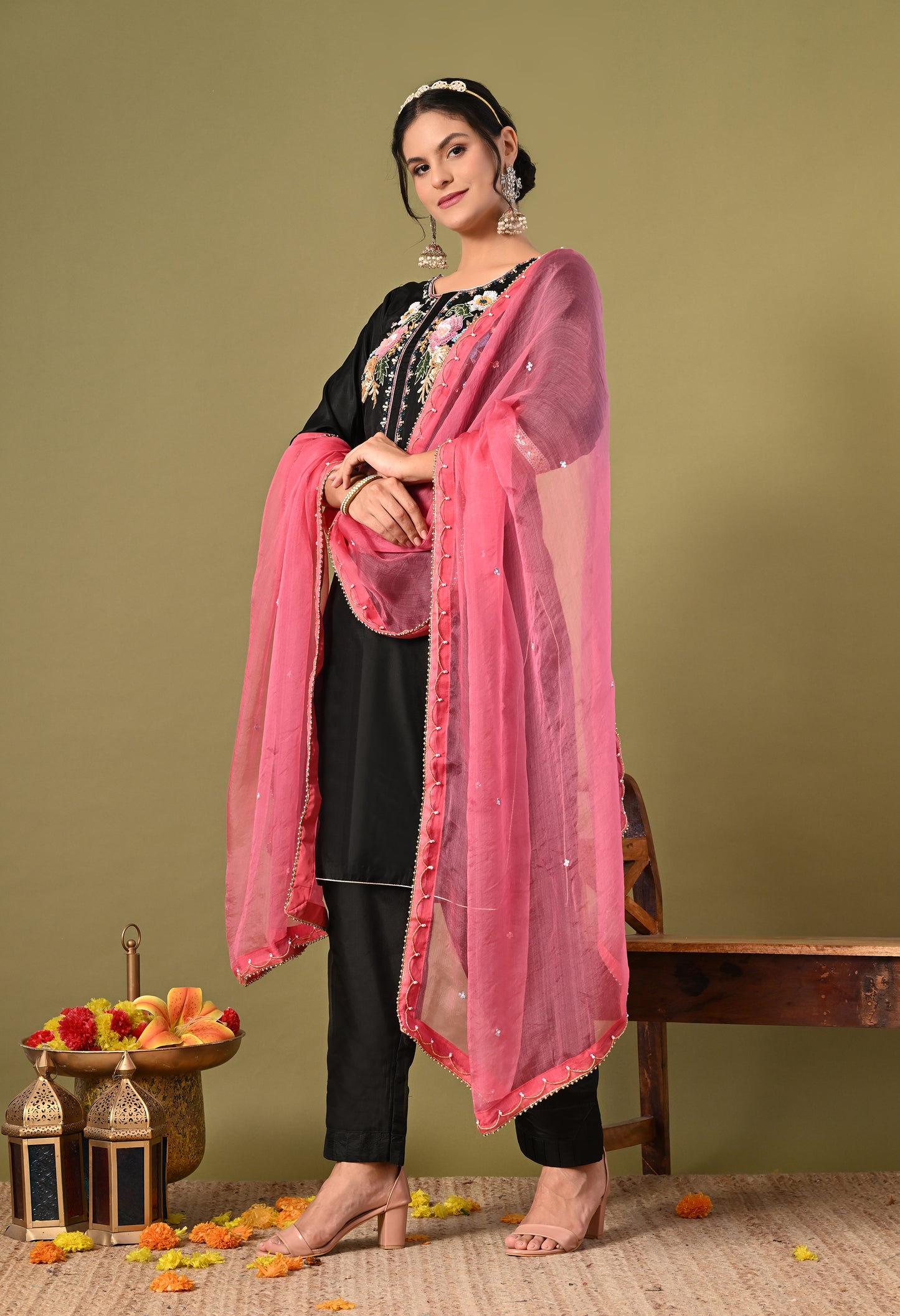 Charismatic Black Kurta Set with Zardozi, Sequin, Sippi, and Thread Work