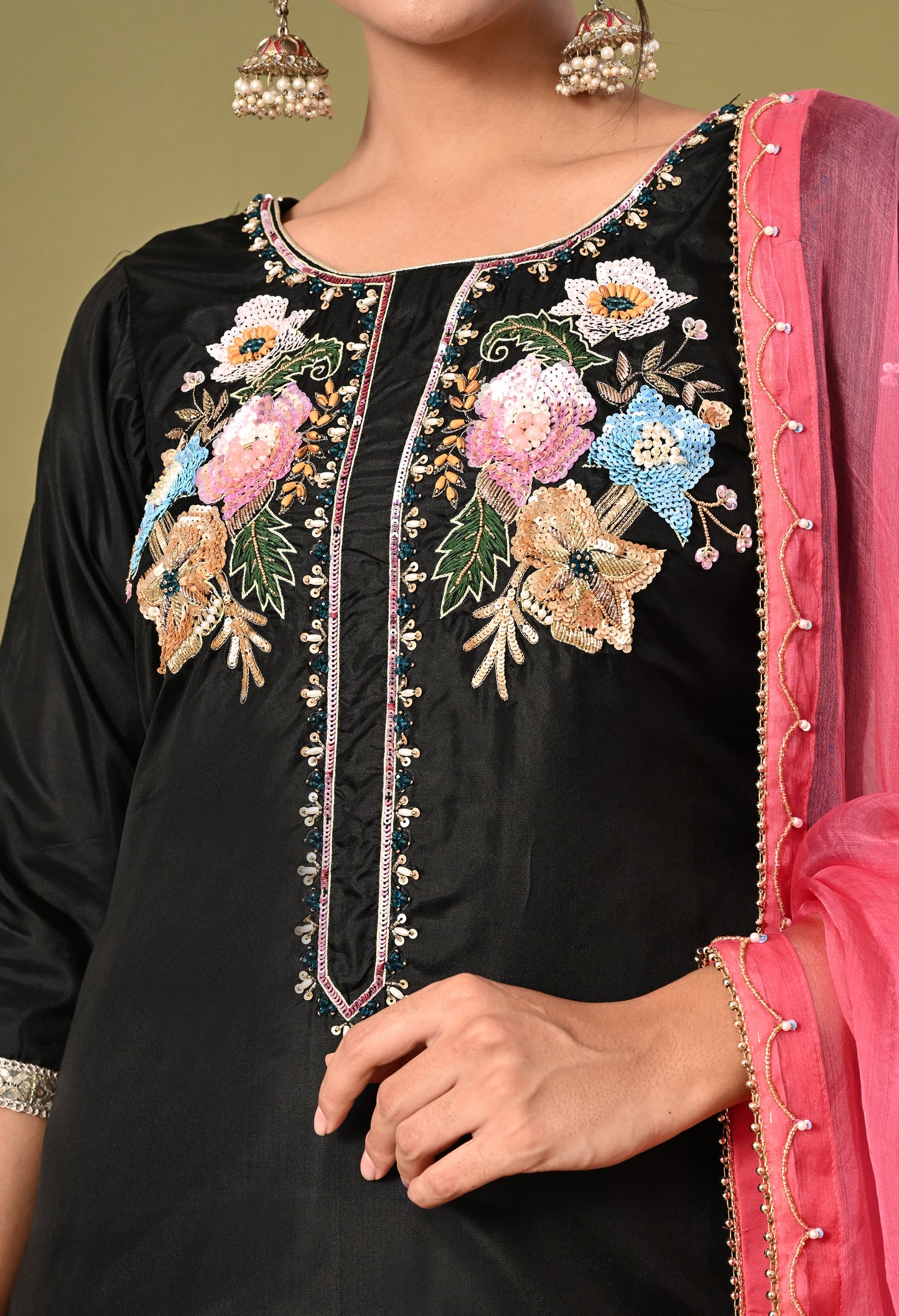 Charismatic Black Kurta Set with Zardozi, Sequin, Sippi, and Thread Work