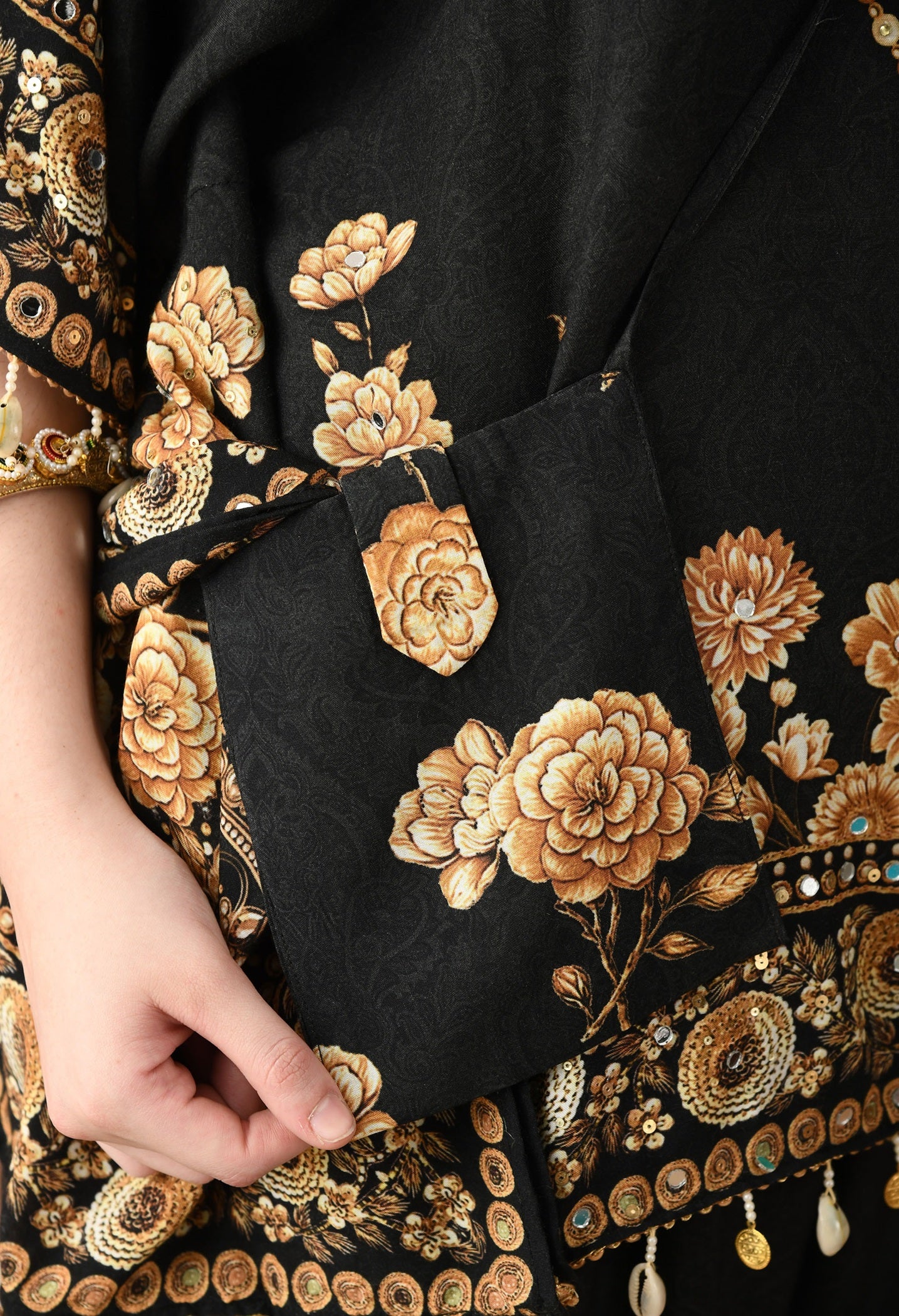 Black Kaftaan Gharara Set with Mirror Work