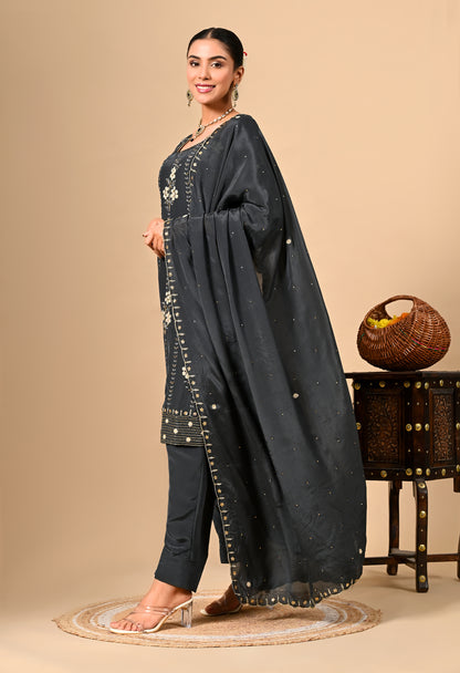 Dark Grey Kurta Set with Thread, Dabka, and Pearl Work