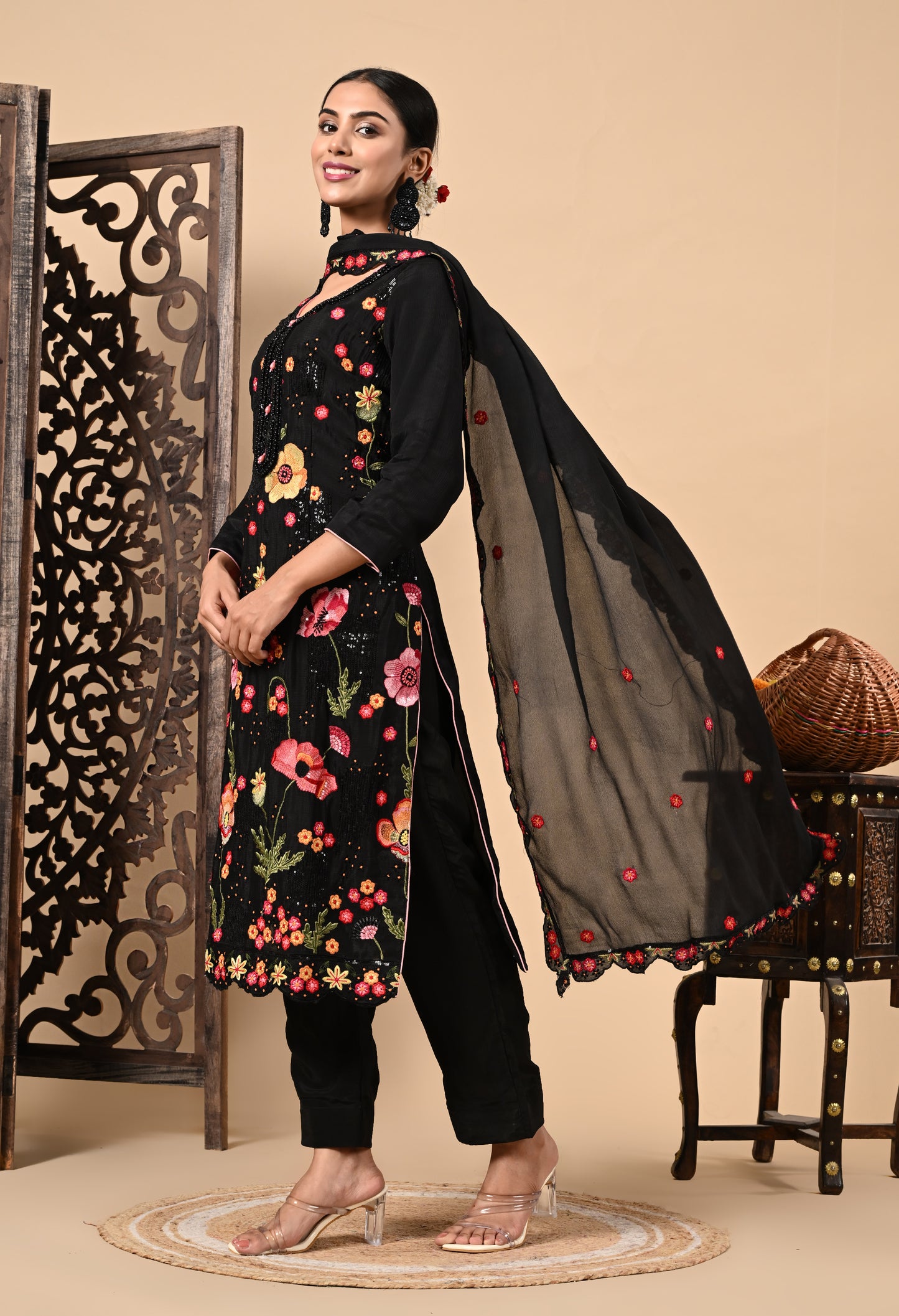 Graceful Black Kurta Set with Elegant Thread and Sequence Work