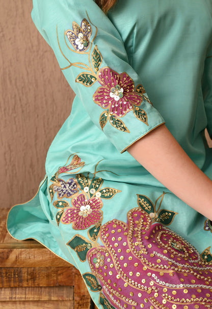 Turquoise Green Silk Kurta Set with Intricate Embroidery and Hand-Painted Detailing