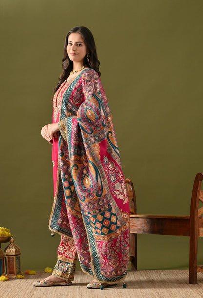 Hot Pink Kurta Set with Gotta, Zardozi & Sequin Detailing.