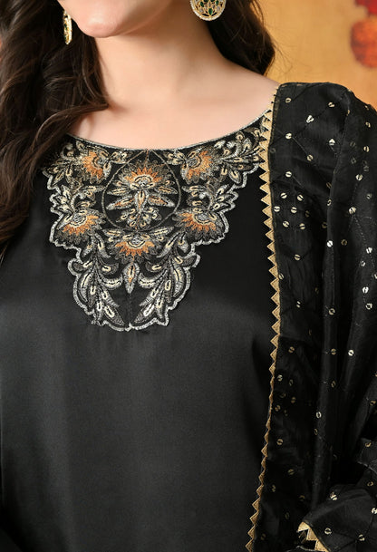 Black Kurta Set with Zardozi, Thread & Sequin Work.