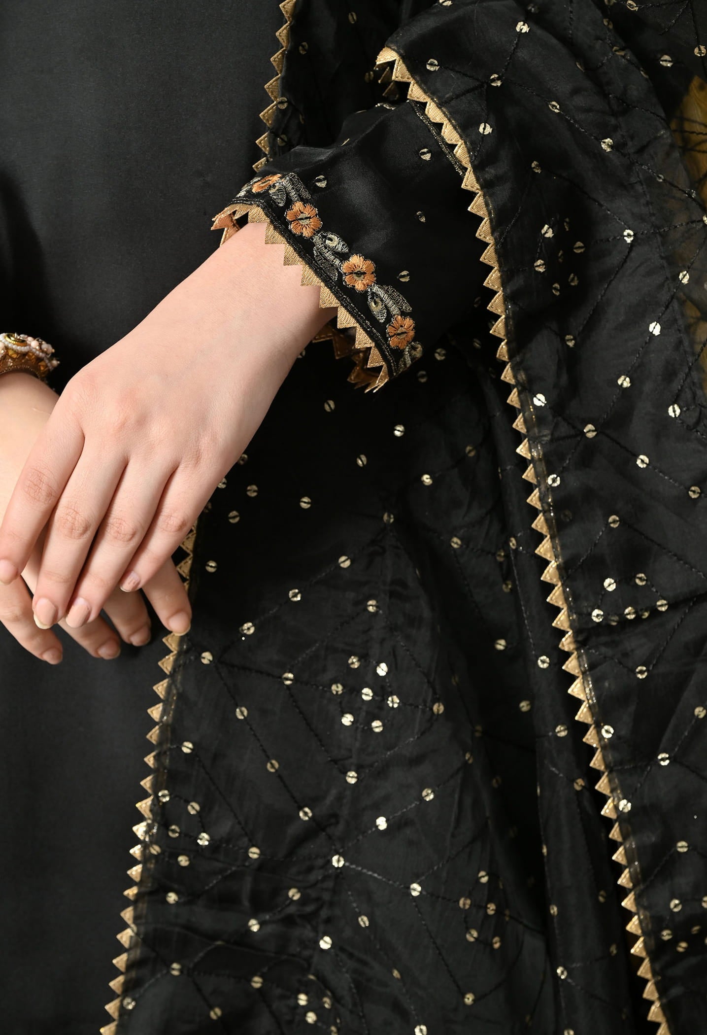 Black Kurta Set with Zardozi, Thread & Sequin Work.