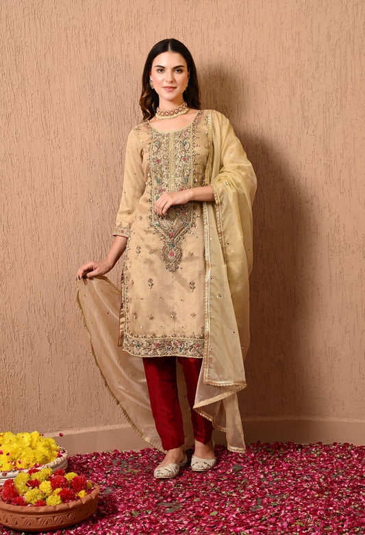 Golden Green Kurta Set with Zardozi, Dabka, Thread, and Sequence work