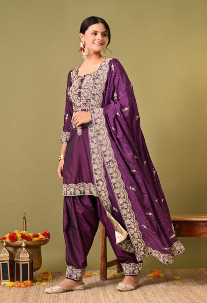 Luxurious Purple Kurta Set with Zardozi and Crystal Cutdana Embroidery