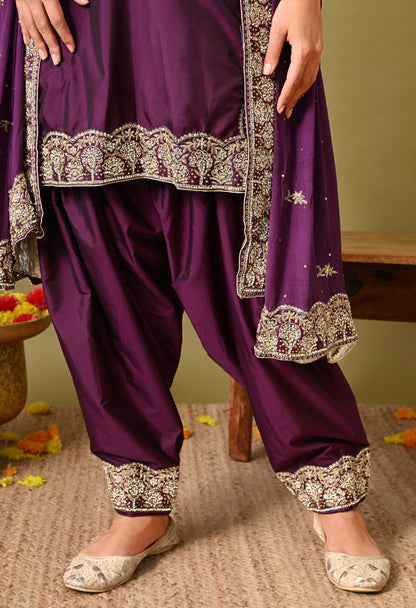 Luxurious Purple Kurta Set with Zardozi and Crystal Cutdana Embroidery