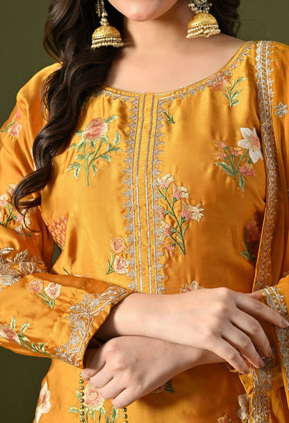 Yellow Kurta Set with Thread & Zardozi Work.
