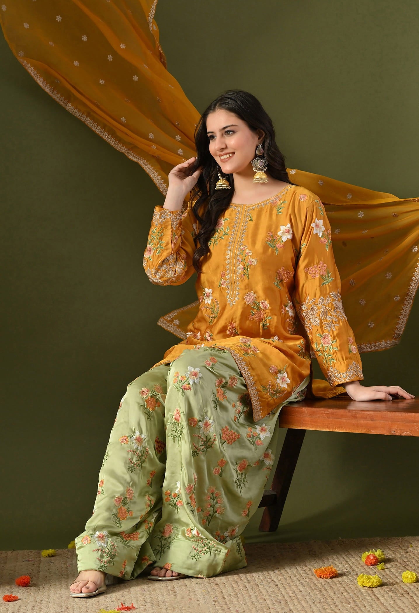 Yellow Kurta Set with Thread & Zardozi Work.