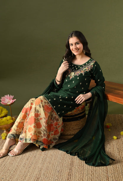 Green Gharara Set with Thread & Zardozi Work.