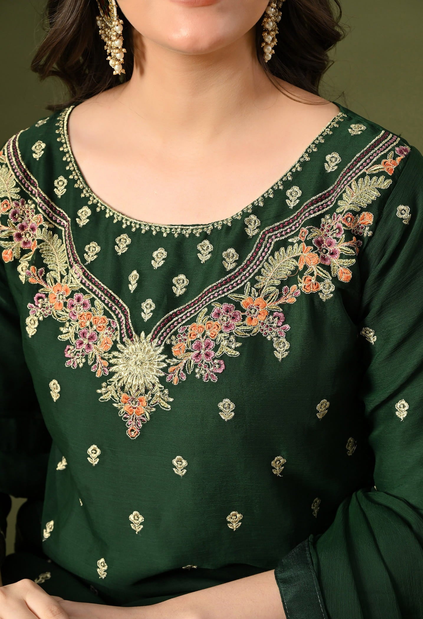 Green Gharara Set with Thread & Zardozi Work.