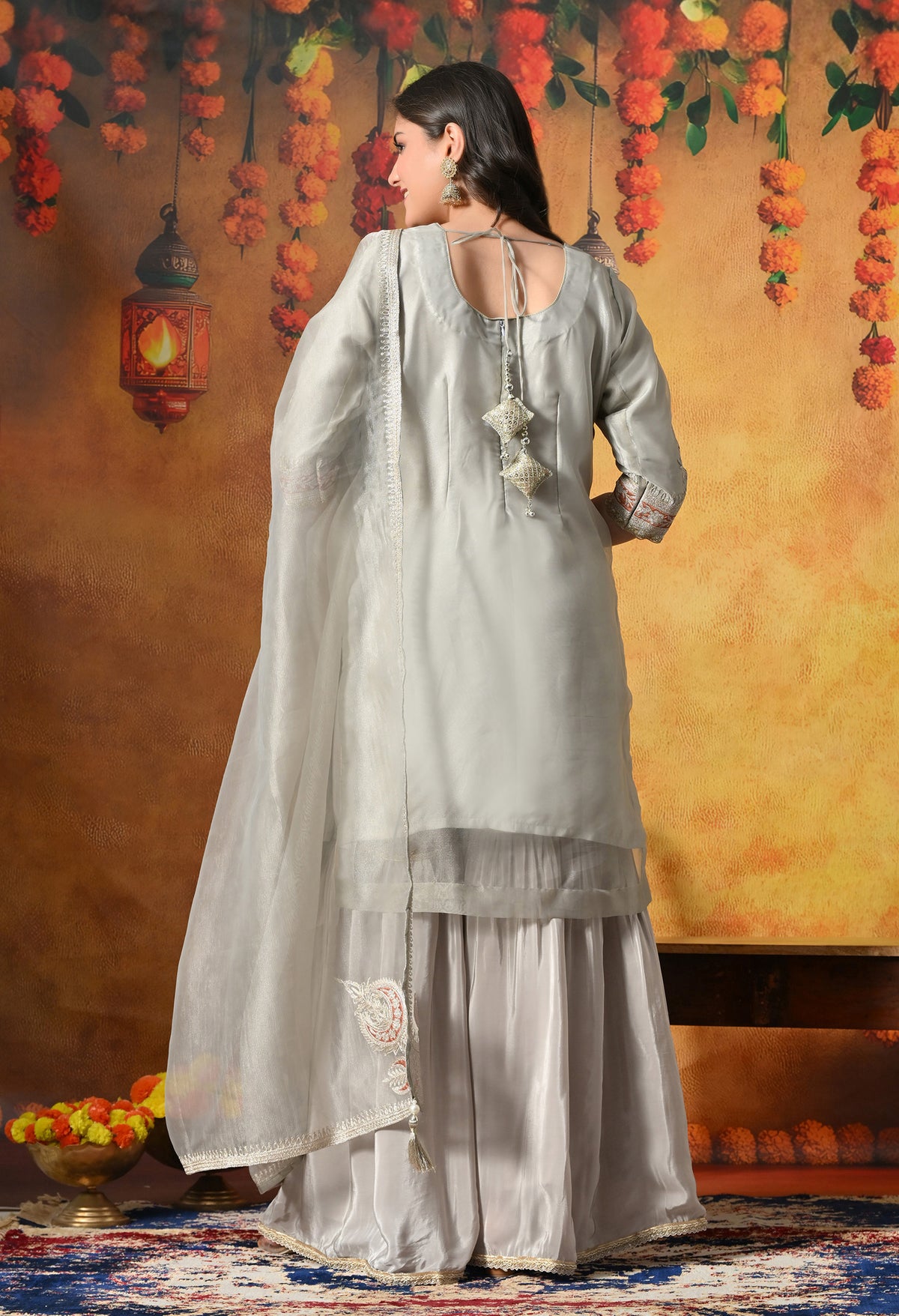 Pearl Grey Gharara Set With Delicate Zardozi & Applique Work