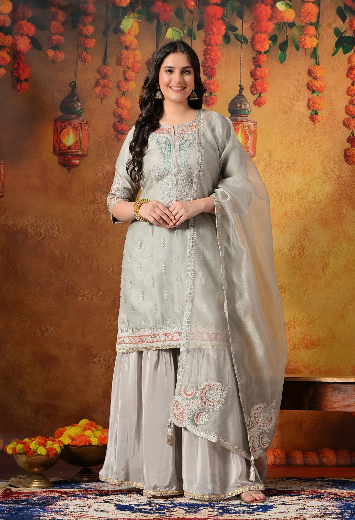 Pearl Grey Gharara Set With Delicate Zardozi & Applique Work