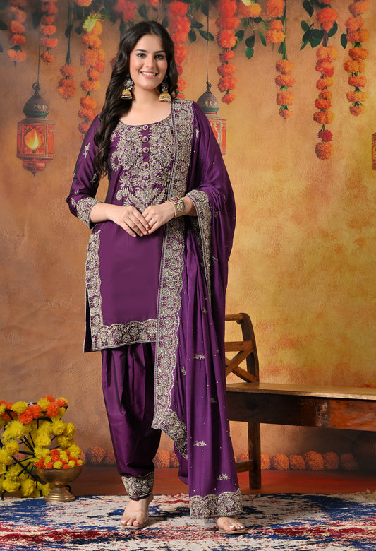 Luxurious Purple Kurta Set with Zardozi and Crystal Cutdana Embroidery