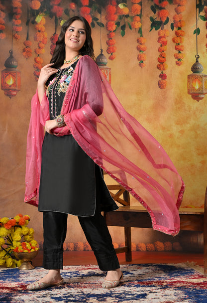 Charismatic Black Kurta Set with Zardozi, Sequin, Sippi, and Thread Work
