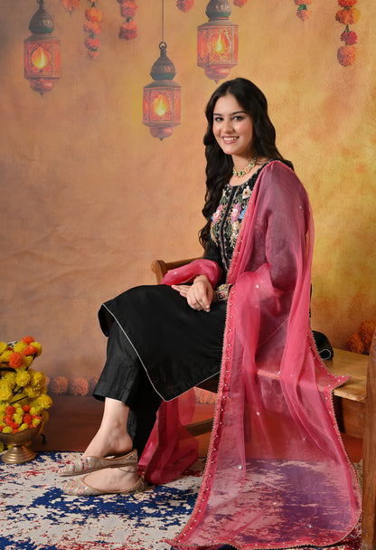 Charismatic Black Kurta Set with Zardozi, Sequin, Sippi, and Thread Work