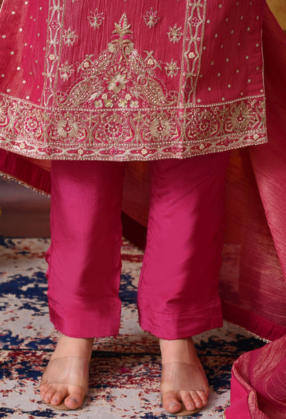 Pink Crushed Tissue Silk & Crepe Zardozi–Thread–Sequence–Pearl Kurta Set